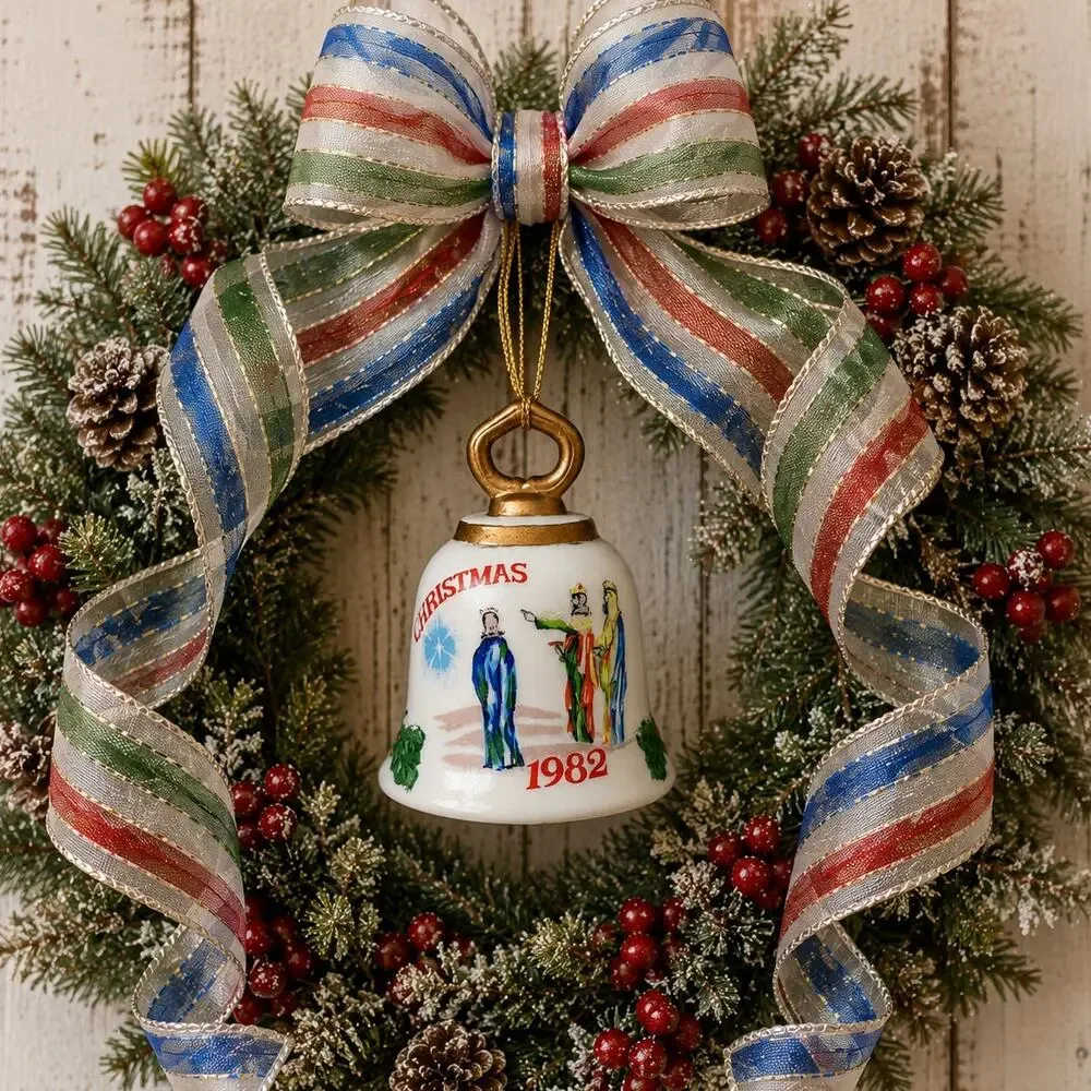 👸🏾🫅🏾🤴🏾1982 Christmas Bell 🔔Ornament Wise Men Nativity Decor Nostalgic